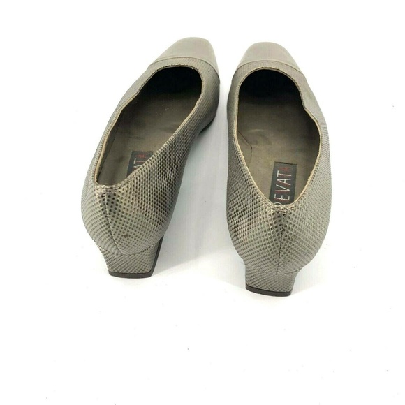 Prevata Cap Toe Square Toe Low Block Heels Sz 8AA - Picture 6 of 8